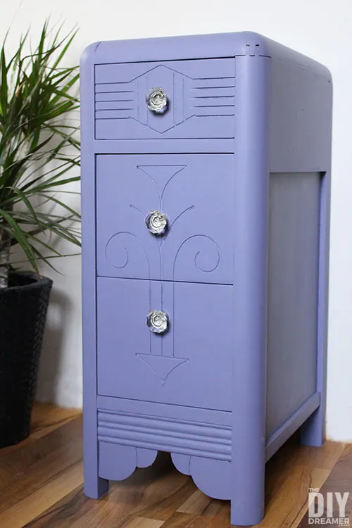 Quick and Easy Vintage Nightstand Makeover