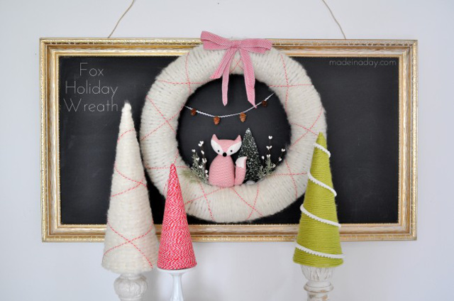 Beautiful Fox Holiday Wreath
