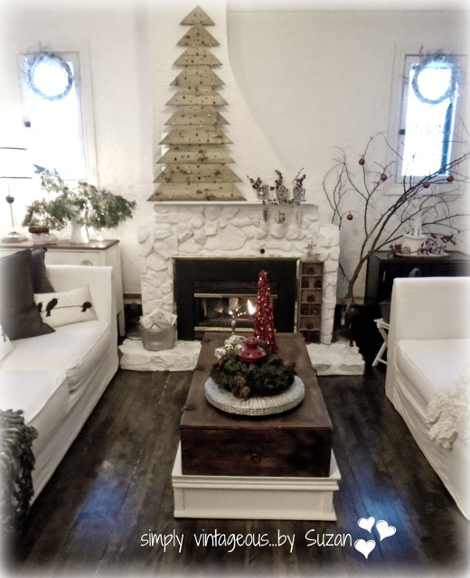 DIY Plank Christmas Tree