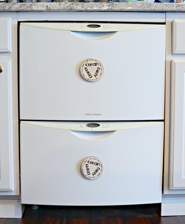 DIY Wooden Slice Dishwasher Clean-Dirty Magnet