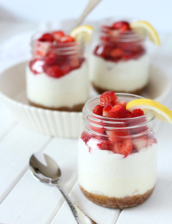 No Bake Strawberry Lemon Cheesecake Jars