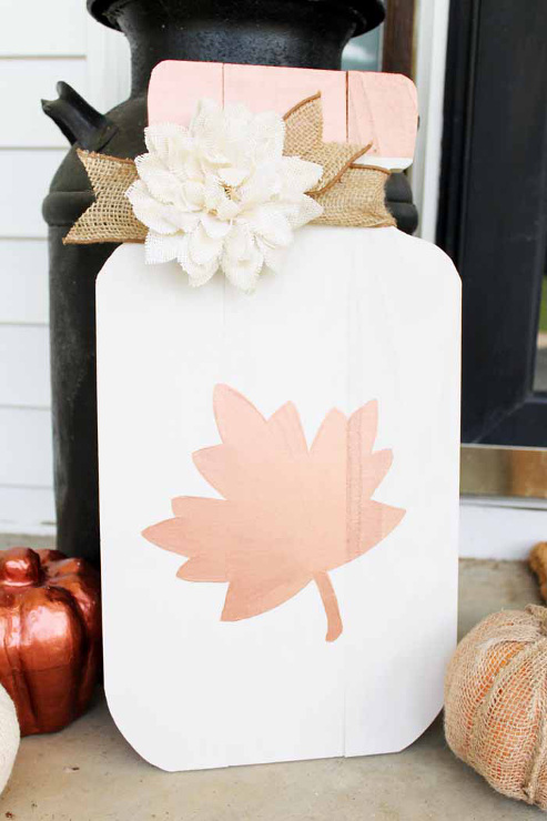Mason Jar Sign: An Easy DIY Idea