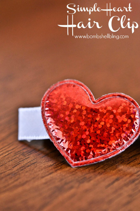 Simple Heart Hair Clip & Pom-Pom Twirly Skirt
