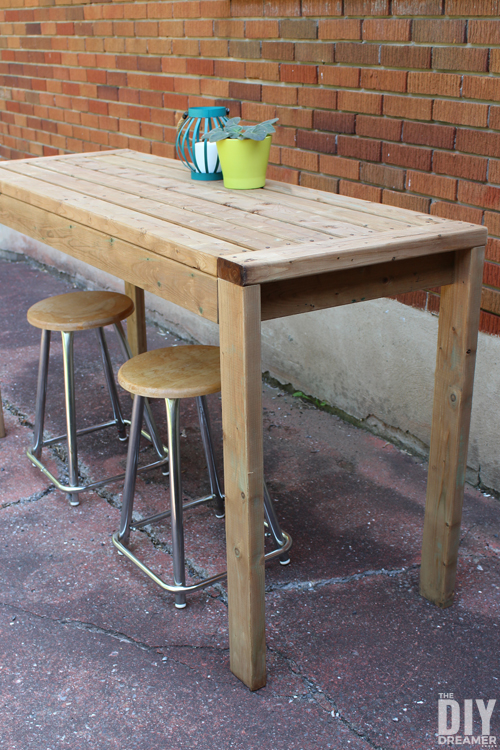DIY Outdoor Bar Table with 2x4s.