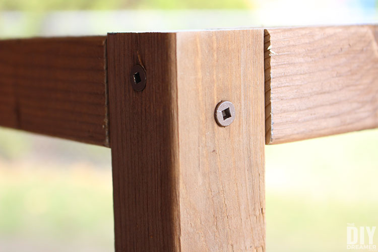 Intersection with screws